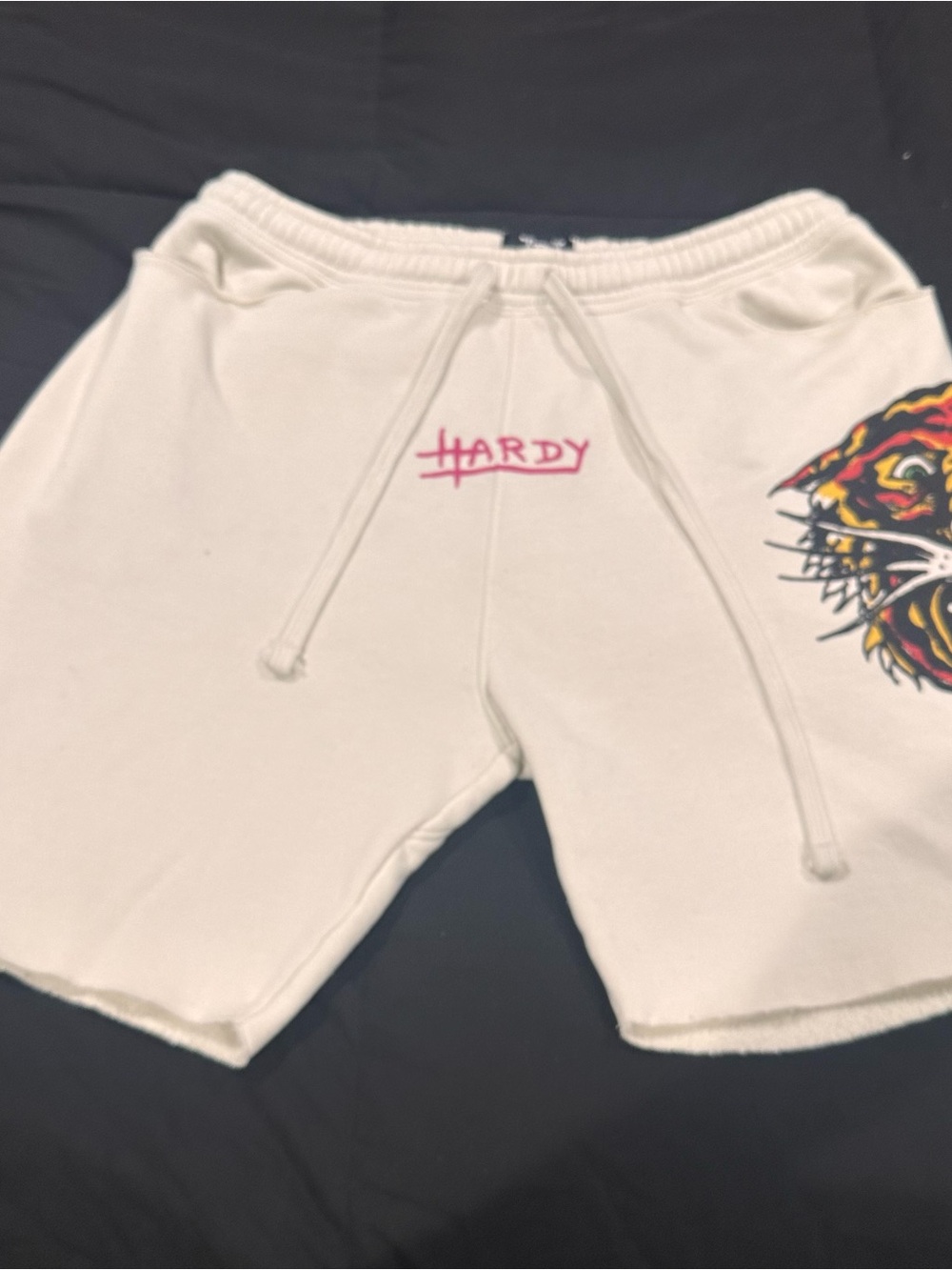 Ed Hardy Mens L Tiger Graphic Sweat Shorts Y2K Tattoo Streetwear Cream Pink